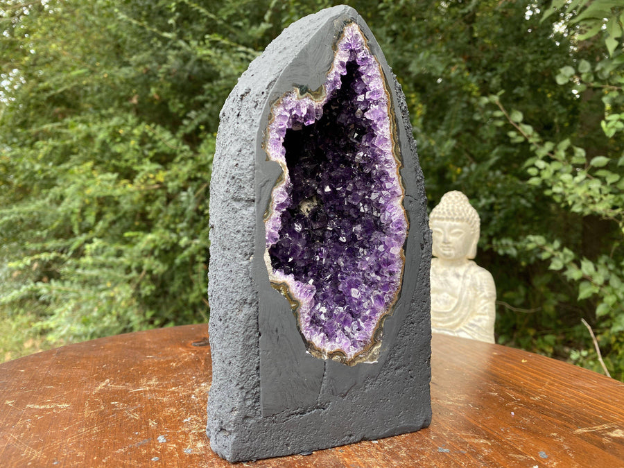 "STARLIGHT" Deep Amethyst Geode Cathedral 8.00 High Quality Agate Rim NS-259
