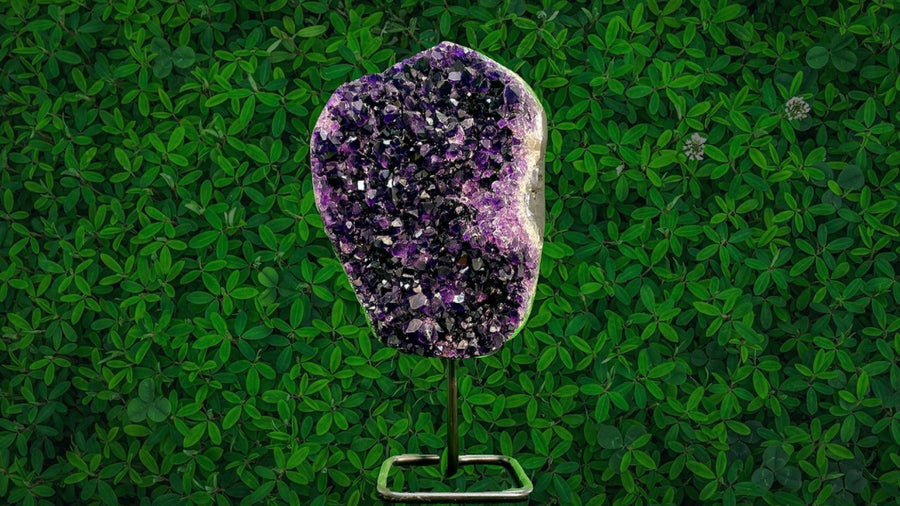 "LIVING FREE & EASY" Amethyst Geode w Custom Stand Very High Quality
