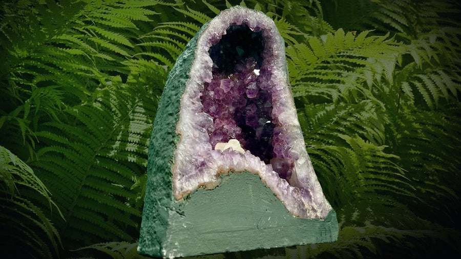 "WHOLE LOTTA ZEN" Amethyst Geode Cathedral 13.00 VERY High Quality AG-48