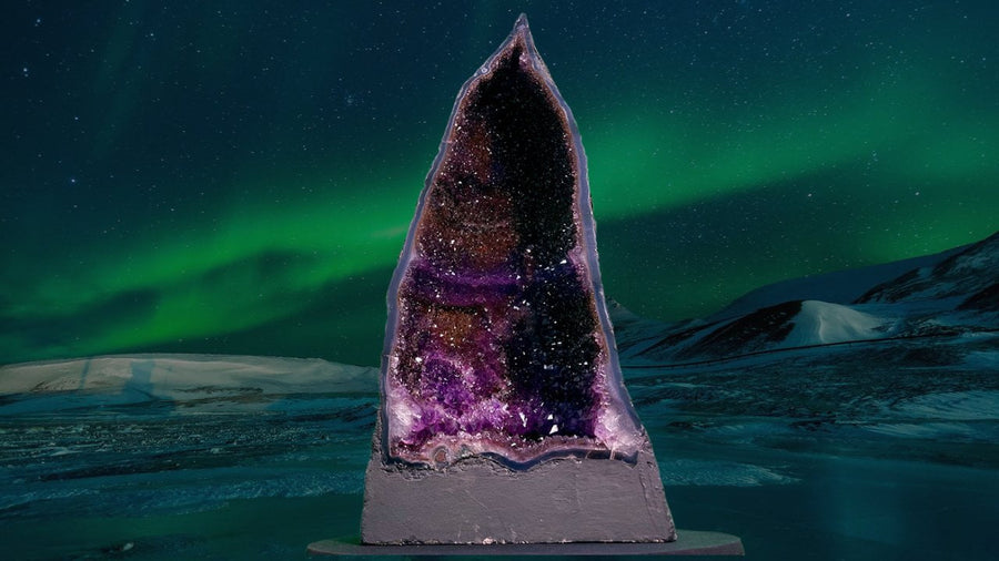 "MAGIC WIZARD HAT" Tall Amethyst Geode Cathedral 26.00 VERY High Quality AG-39