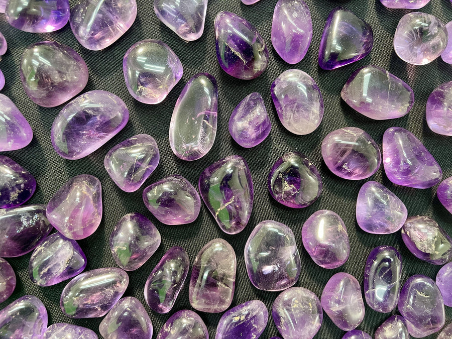 Tumbled Amethyst Stone - DIVINE LIGHT Healing Gemstone GOOD VIBES