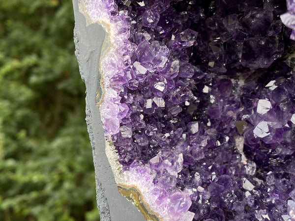 "STARLIGHT" Deep Amethyst Geode Cathedral 8.00 High Quality Agate Rim NS-259