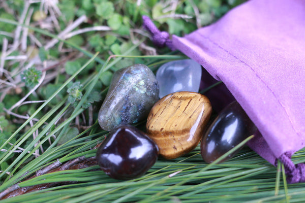 "Wealth" Healing Gemstone Collection Bag