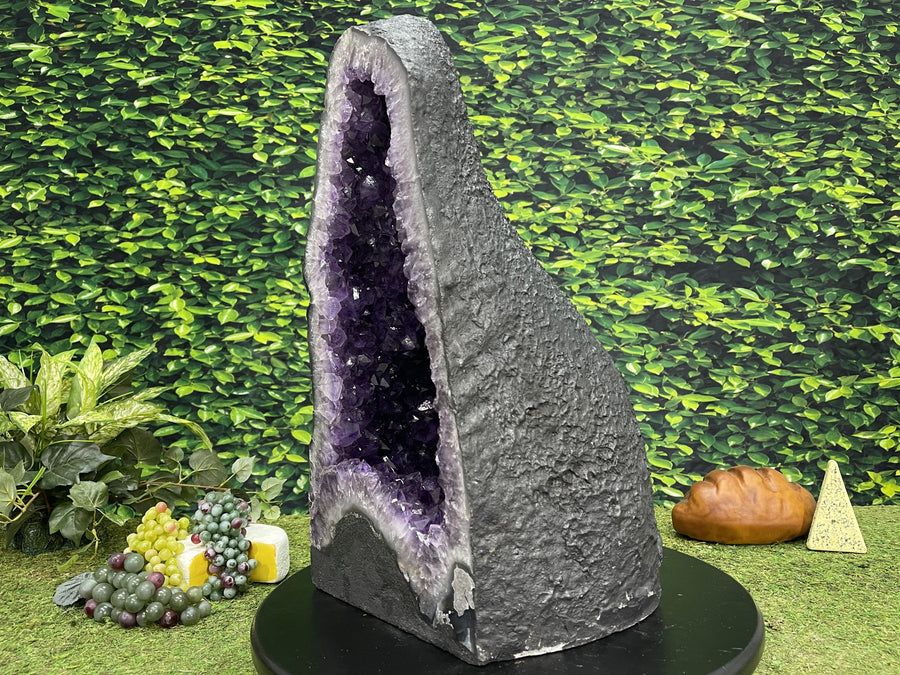 "DEEP SEA DIVING" Huge Amethyst Geode High Quality 21.00 Brazil Dark Purple NS-500