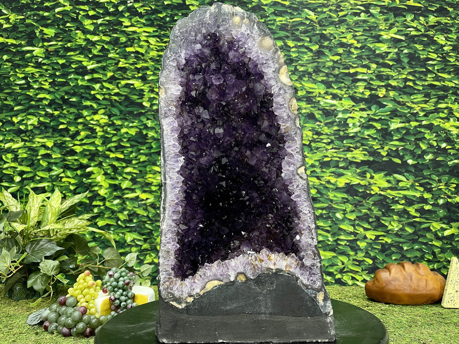 "DEEP SPACE EXPLORATION" Huge Amethyst Geode 19.00 High Quality Crystal NS-504