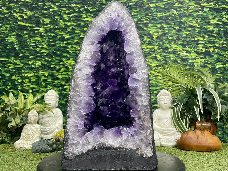 "CELEBRATORY TREAT" Tall Amethyst Geode Cathedral 19.00 Brazil High Quality NS-609