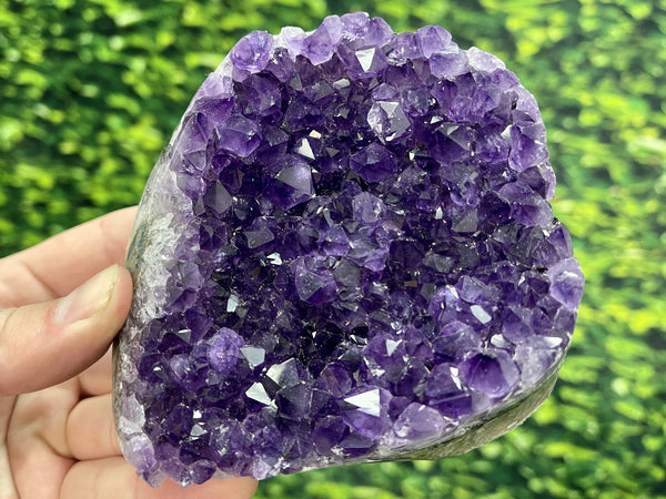 "HEAVENLY HEART HEALER" Amethyst Geode Uruguay Self Standing VERY HIGH QUALITY