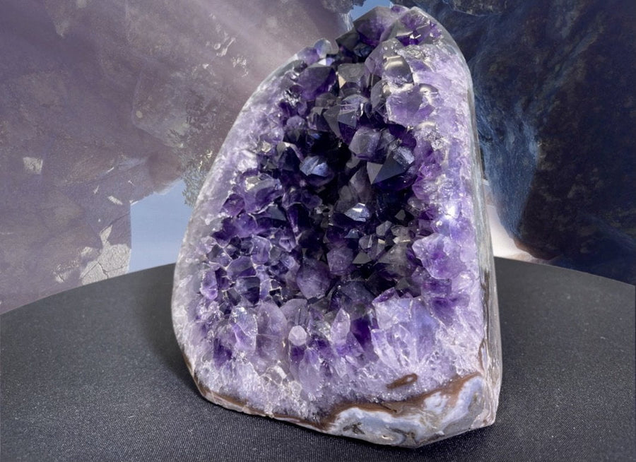 "CUTTING ENERGETIC CORDS" Amethyst Geode Uruguay 5.75 Incredibly High Quality JP-29