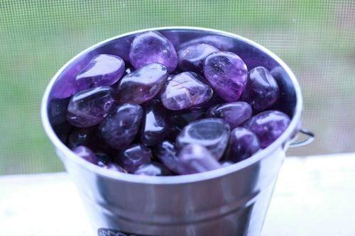 Amethyst Tumbled Stone-Cosmic Cuts