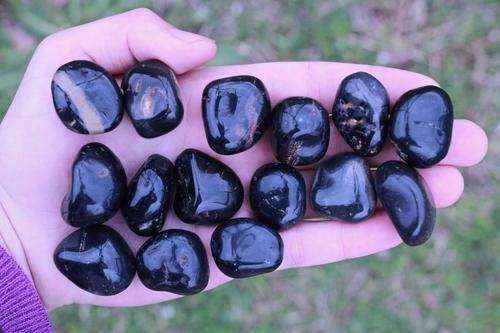 Black Onyx Tumbled Stone-Cosmic Cuts