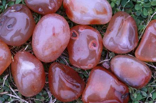 Carnelian Tumbled Stone-Cosmic Cuts