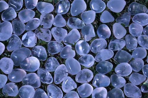 Clear Quartz Tumbled Stone-Cosmic Cuts