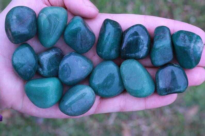 Green Quartz LOVE SUCCESS ABUNDANCE Heart Chakra Healing Gemstone